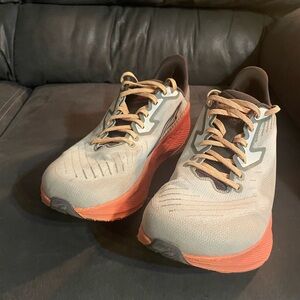 Altra Experience Flow Men's Athletic Running Shoes in Gray and Orange. Sz 11